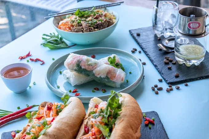 Vietnamese Café — team and community
